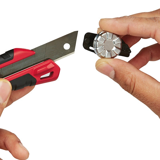 Navaja 18 mm con bloqueo metálico y cuchilla para cortes de precision Milwaukee 48-22-1961 - imagen 5