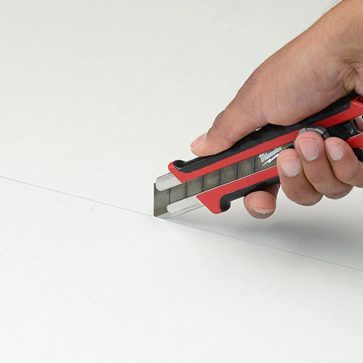 Navaja desprendible de 25 mm con bloqueo metálico y hoja de corte de precisión Milwaukee 48-22-1962 - imagen 7