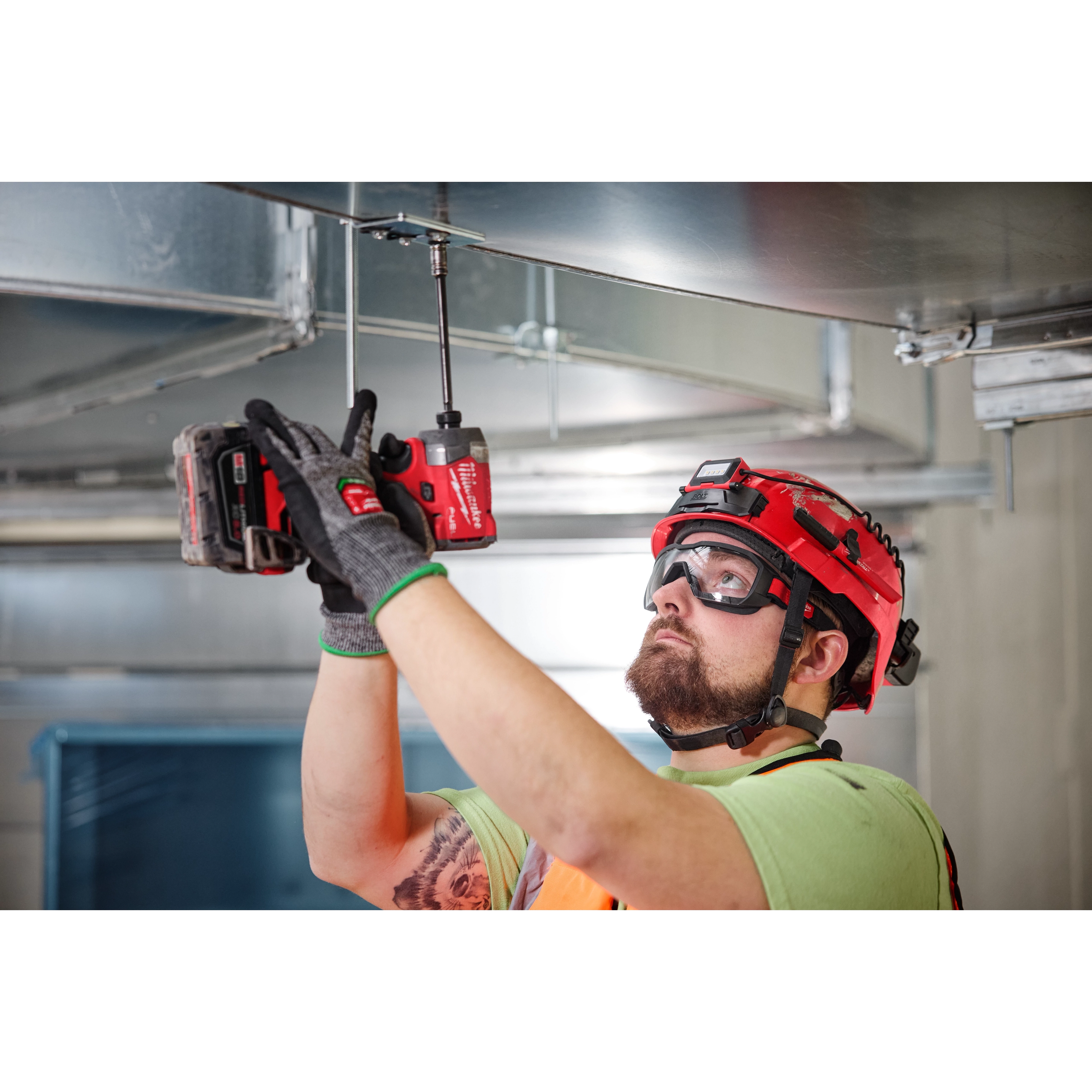 Gafas de perfil bajo con ventilación - Lentes transparentes con revestimiento doble Milwaukee 48-73-2060 - imagen 6