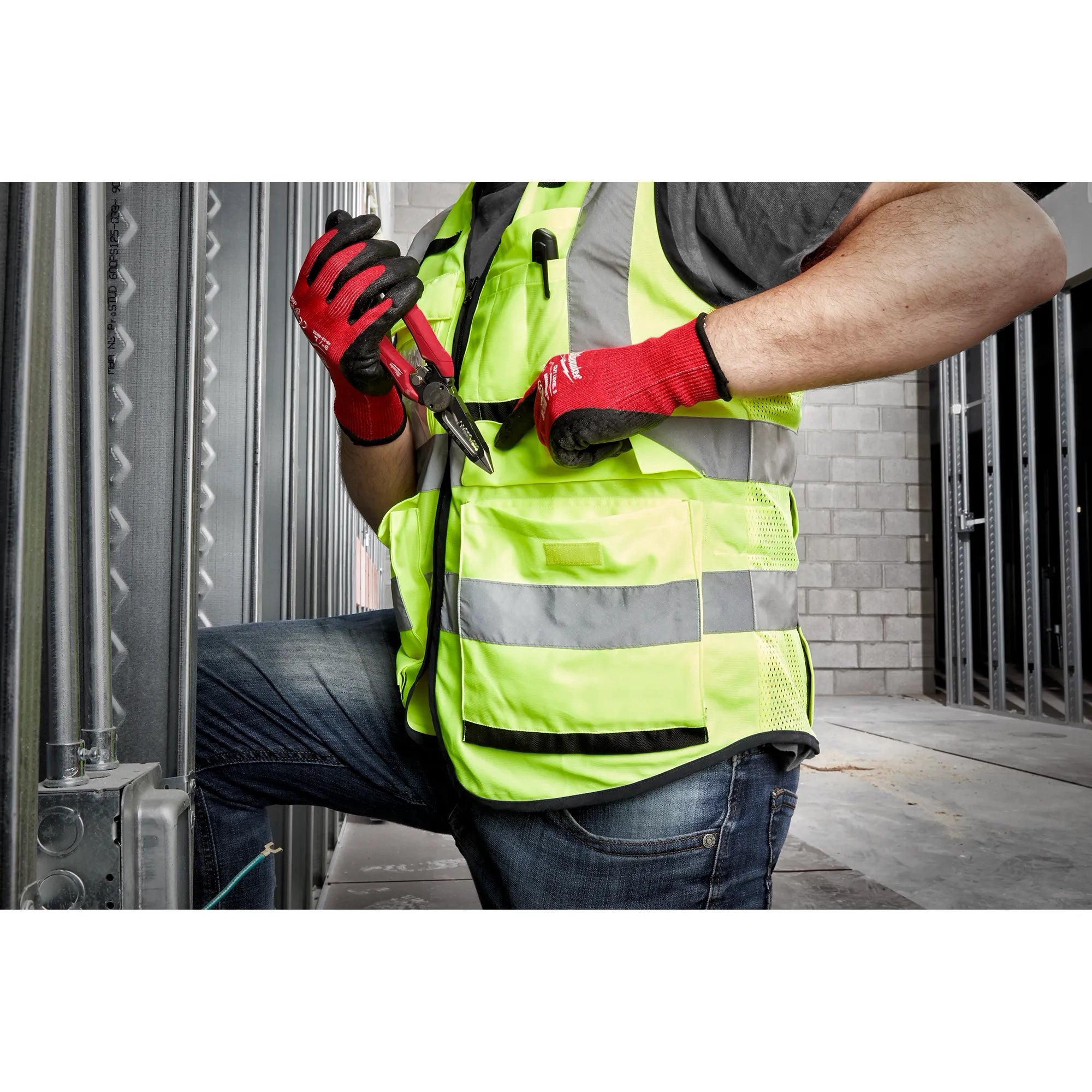 Chaleco de seguridad naranja de alto rendimiento y alta visibilidad Clase 2: S/M Milwaukee 48-73-5051 - imagen 8