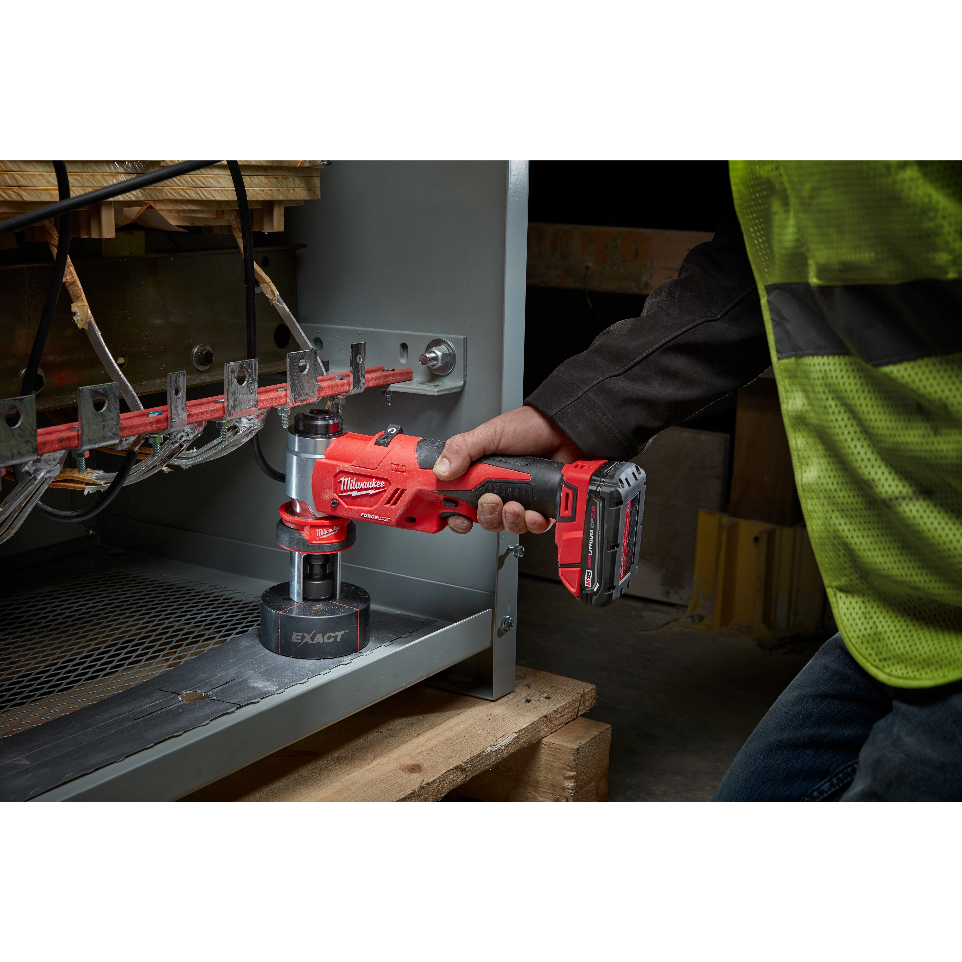 Kit de herramienta perforadora M18™ FORCE LOGIC™ de 6 toneladas de 1/2" - 2" Milwaukee 2677-21 - imagen 8