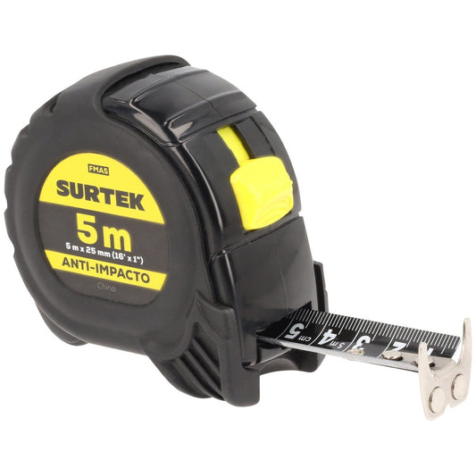 Flexómetro con carcasa anti-impacto cinta color negro, 5 m x 25 mm Surtek FMA5