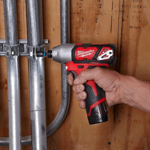 Kit de destornillador de impacto hexagonal M12™ de 1/4" Milwaukee 2462-22 - imagen 5